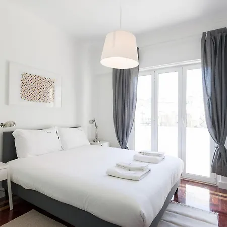 Flh Graca Charming Flat With Balcony Apartamento *